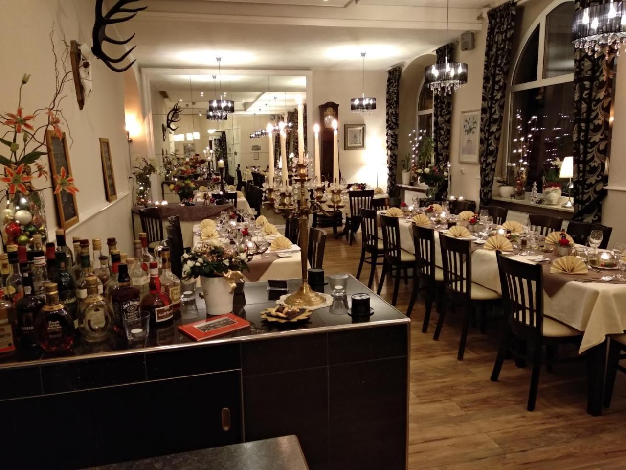 Hotel Jaegerhof มาเยิน ภายนอก รูปภาพ
