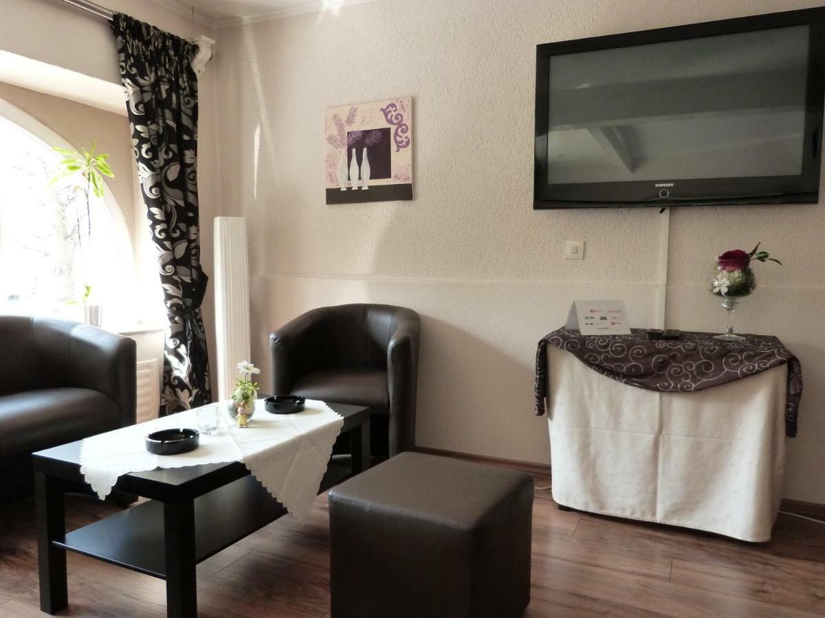 Hotel Jaegerhof มาเยิน ภายนอก รูปภาพ